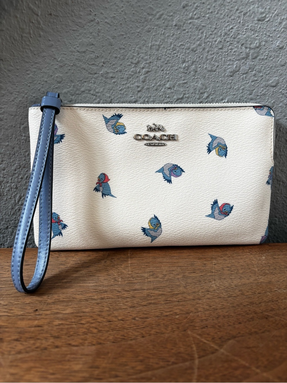Disney x Coach Large Corner Zip Wristlet Cinderella Flying Birds